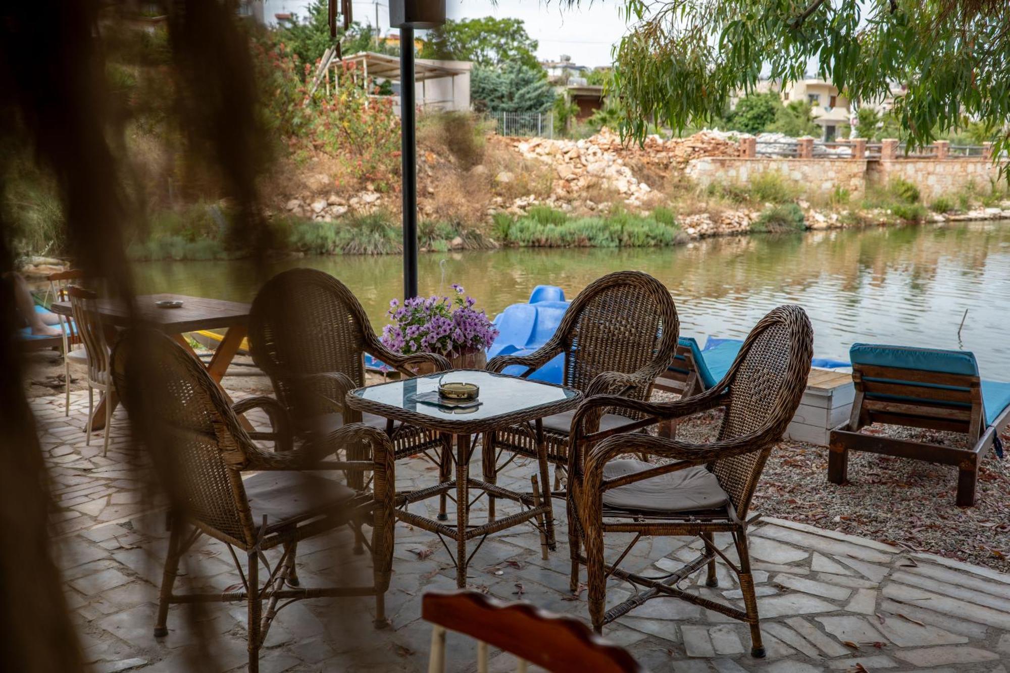 Garden Villa Lake Side & Glamping Ксаміл Екстер'єр фото